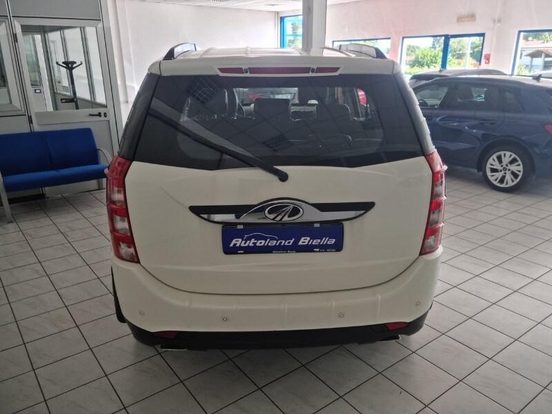 MAHINDRA XUV500 XUV500 2.2 16V AWD W10