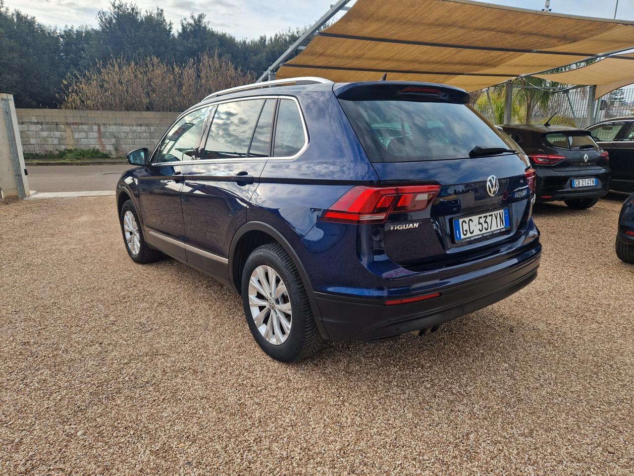 Volkswagen Tiguan 2.0 TDI SCR DSG Business BlueMotion Technology