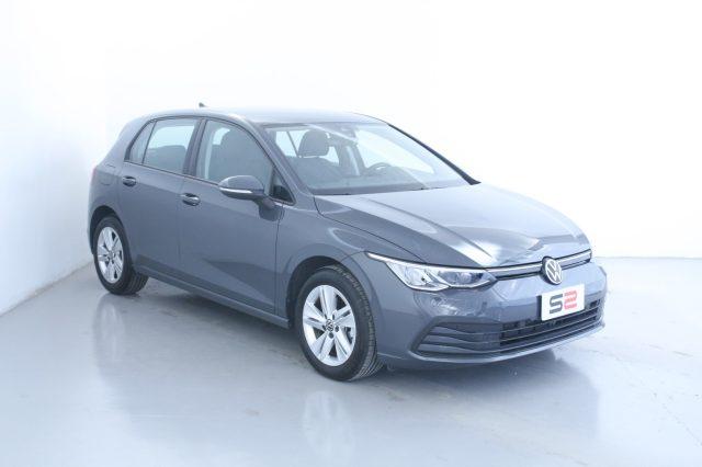 VOLKSWAGEN Golf 1.0 eTSI EVO DSG Life / Neopatentati