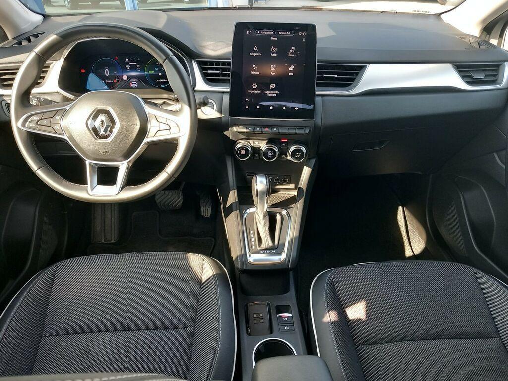 Renault Captur 1.6 E-TECH Hybrid Techno Fast Track Auto