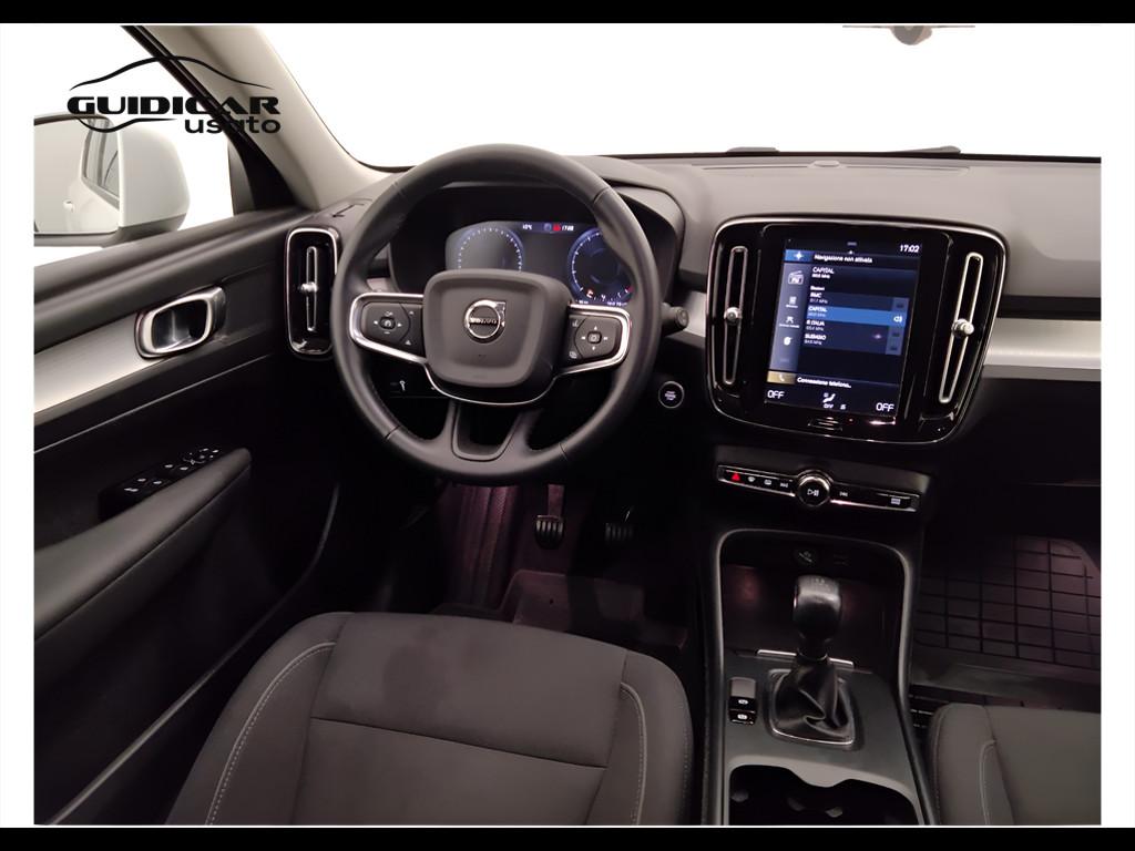 VOLVO XC40 - XC40 1.5 t2 Momentum Core my21