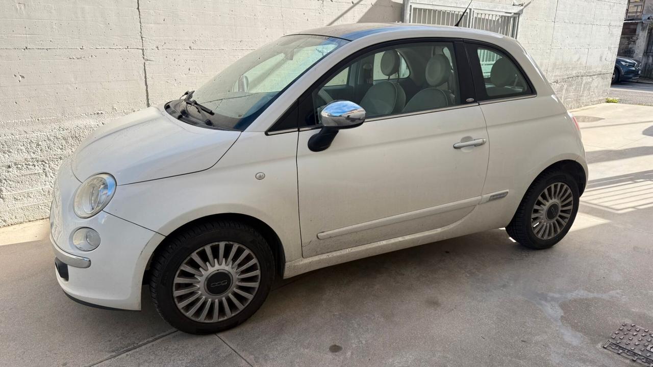 Fiat 500 1.2 Lounge unic. proprietario vedi DESCR. gomme tagliando e friz. nuovo
