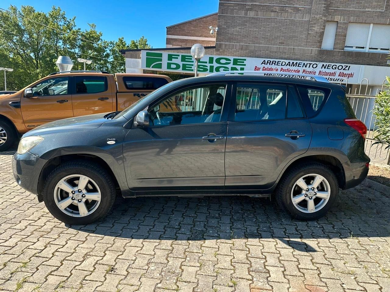 TOYOTA RAV4 2.2 D-4D 136 CV 2006