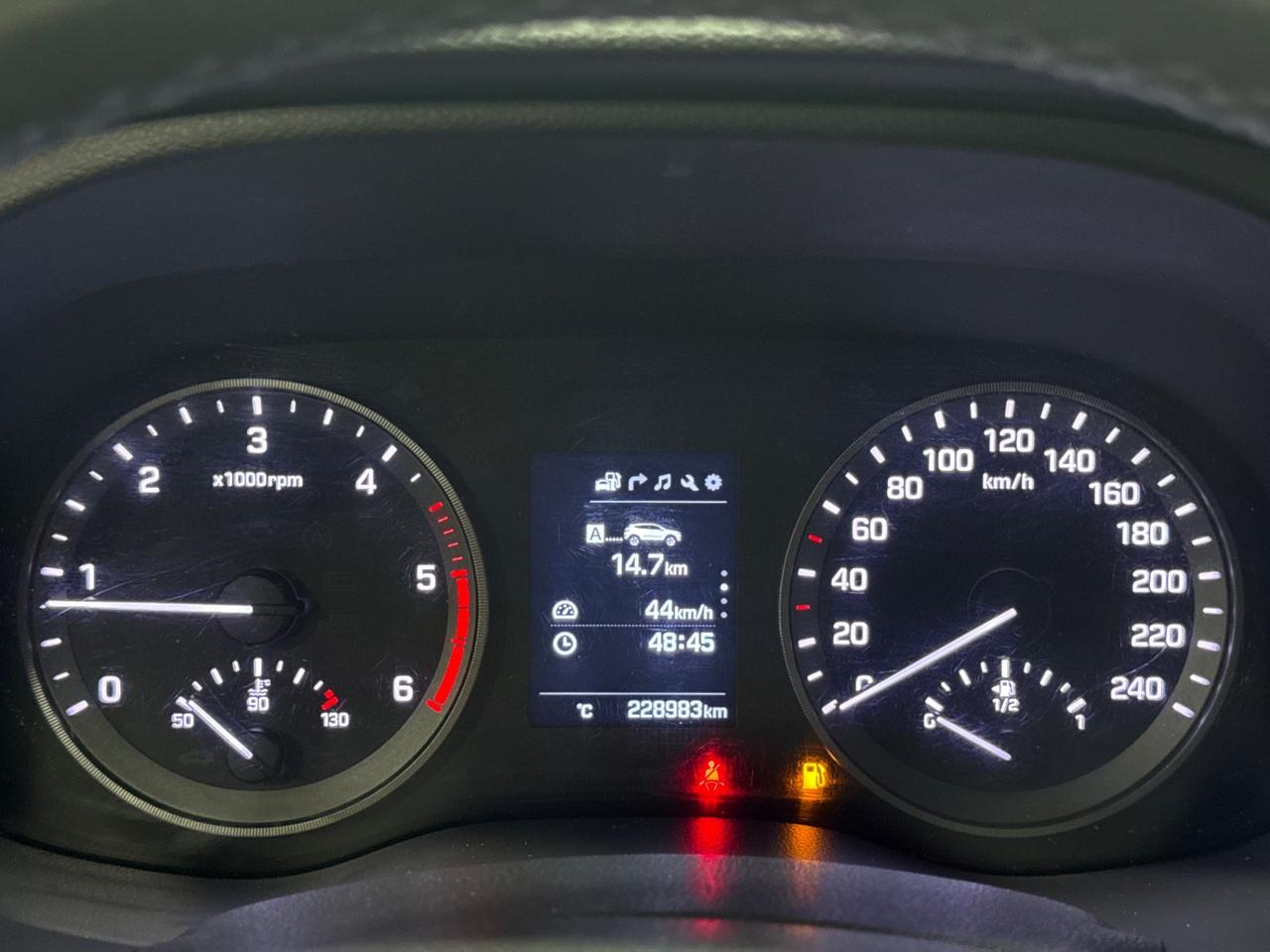 Hyundai Tucson 1.7 2018 full optional