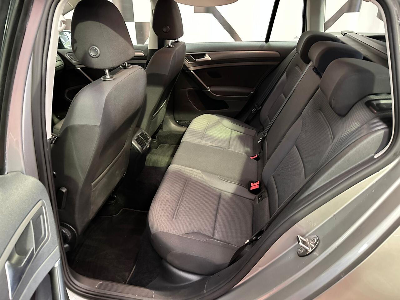 Volkswagen Golf 7.5 Variant 1.5 TSI 130 CV EVO Business BlueMotion