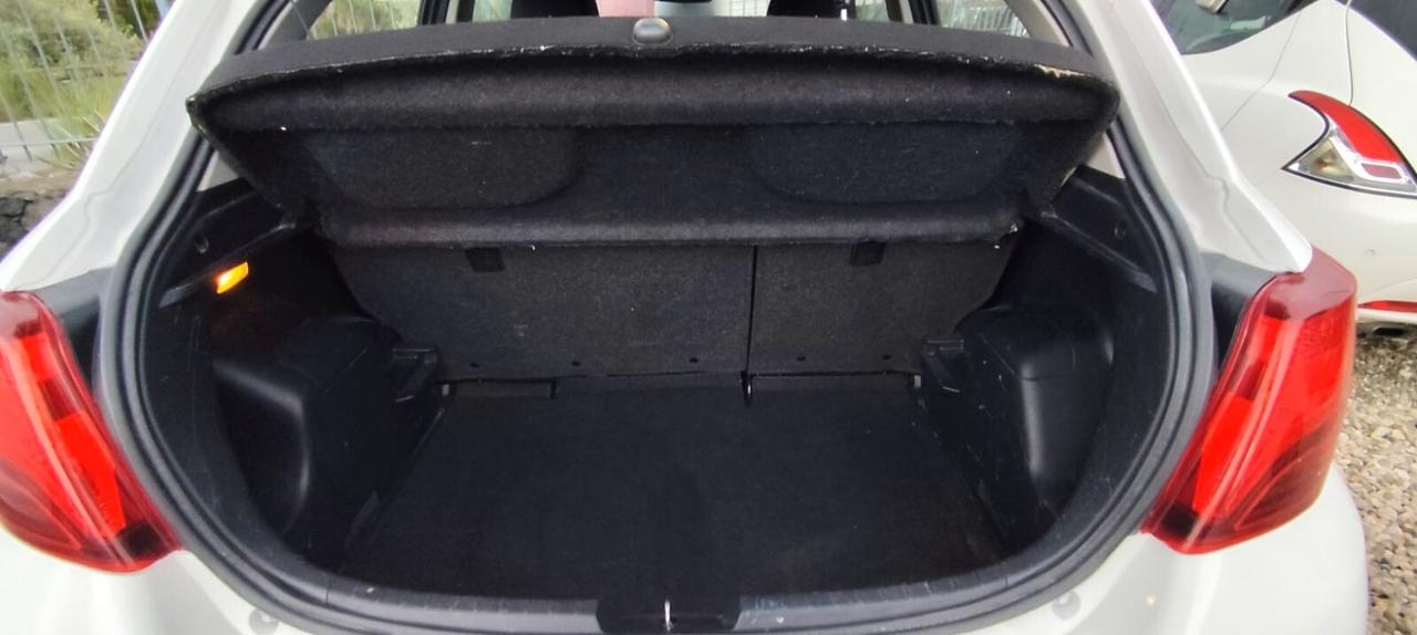 Toyota Yaris 1.0 5 porte Active