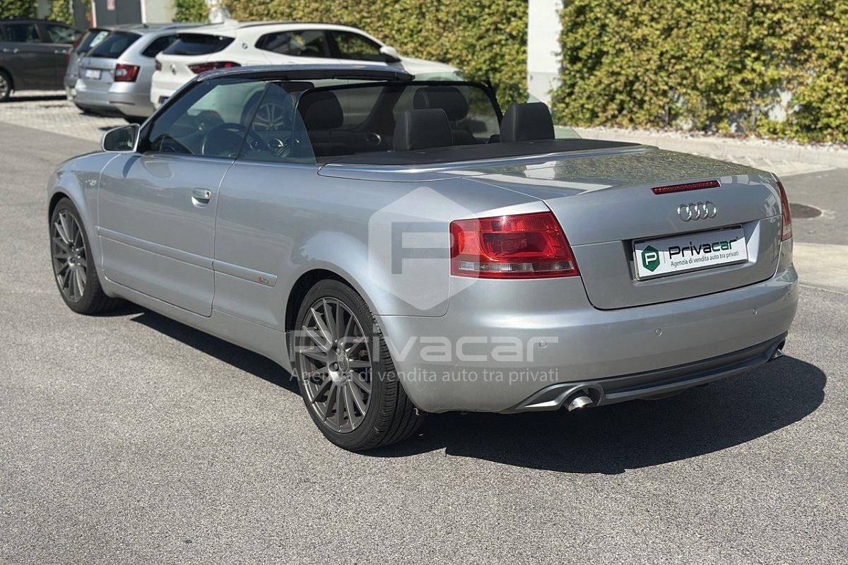 AUDI A4 Cabriolet 2.7 TDI F.AP. mult.Top plus