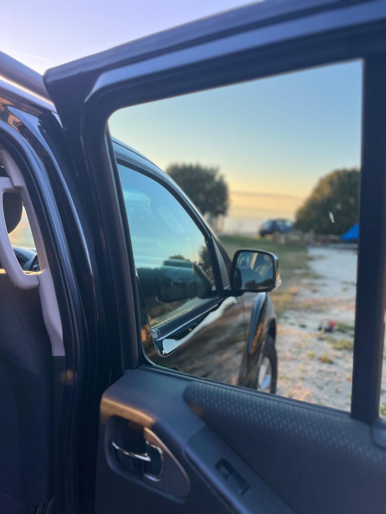 Nissan Navara 2.5 dCi 190CV 4 porte Double Cab Sport