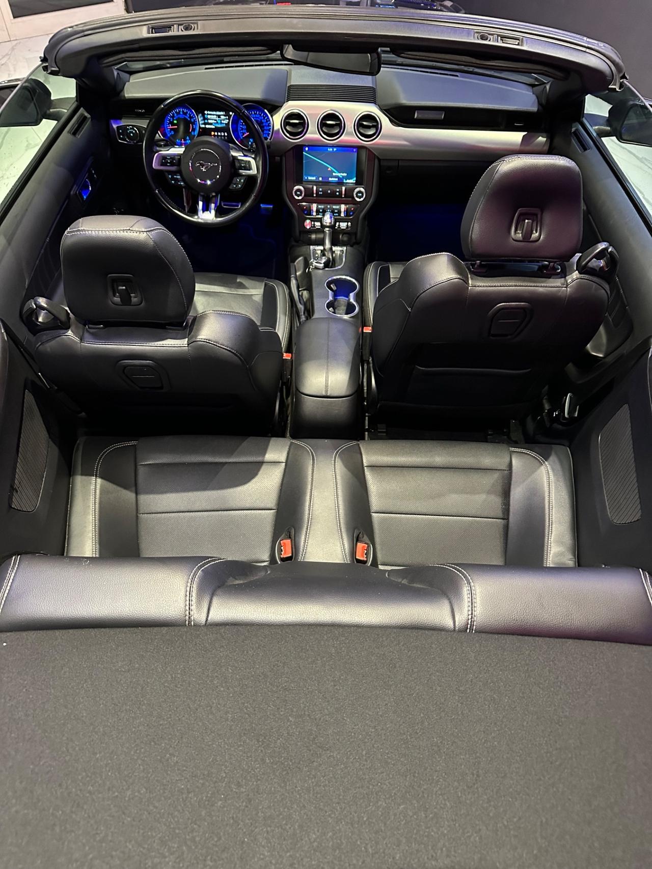 Ford Mustang Convertible 2.3 EcoBoost Cabrio