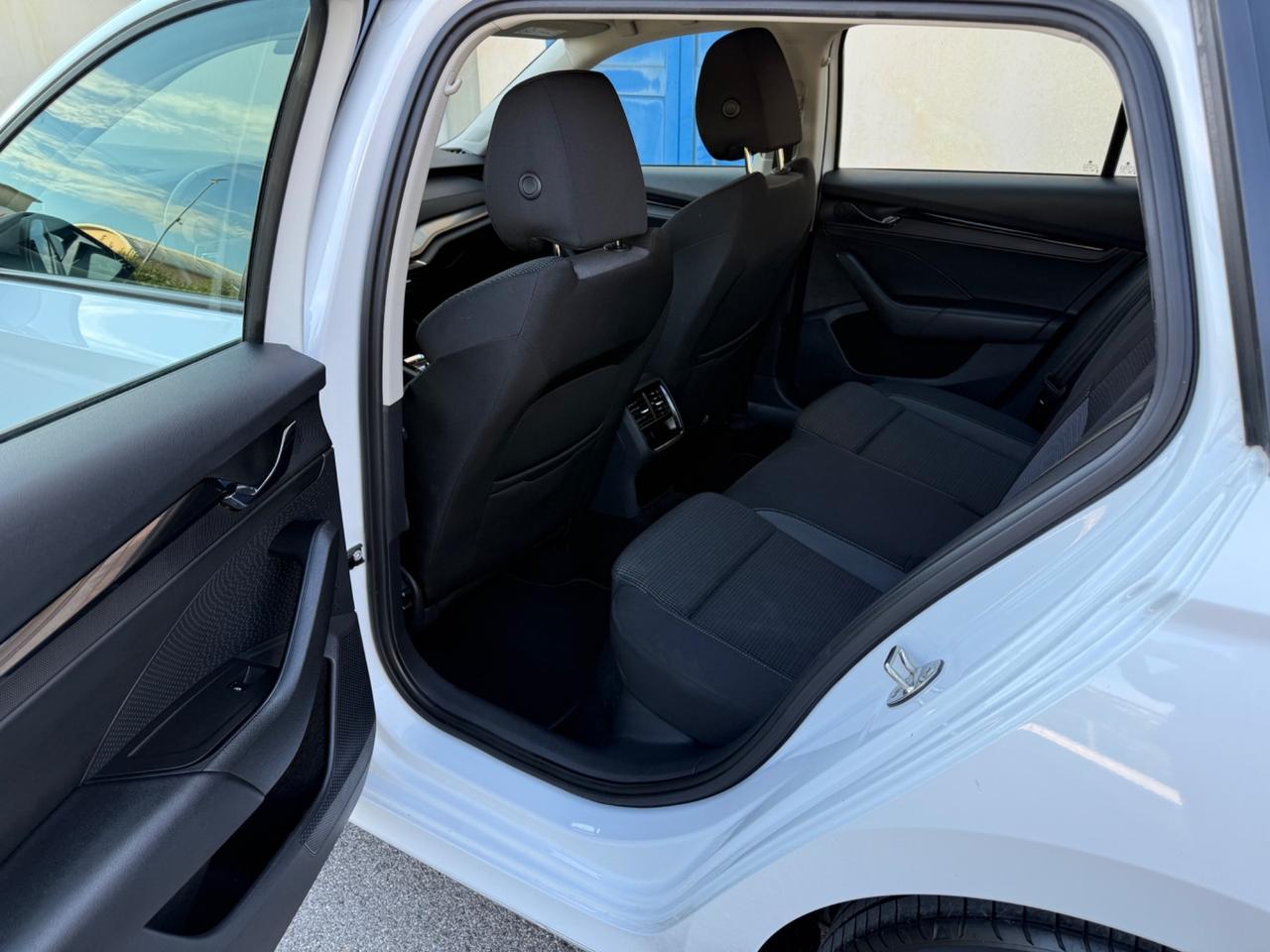Skoda Octavia 2.0 TDI EVO SCR 150 CV DSG Wagon Executive