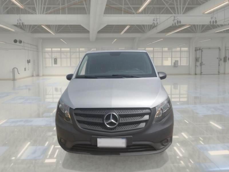 MERCEDES Vito 114 cdi long E6