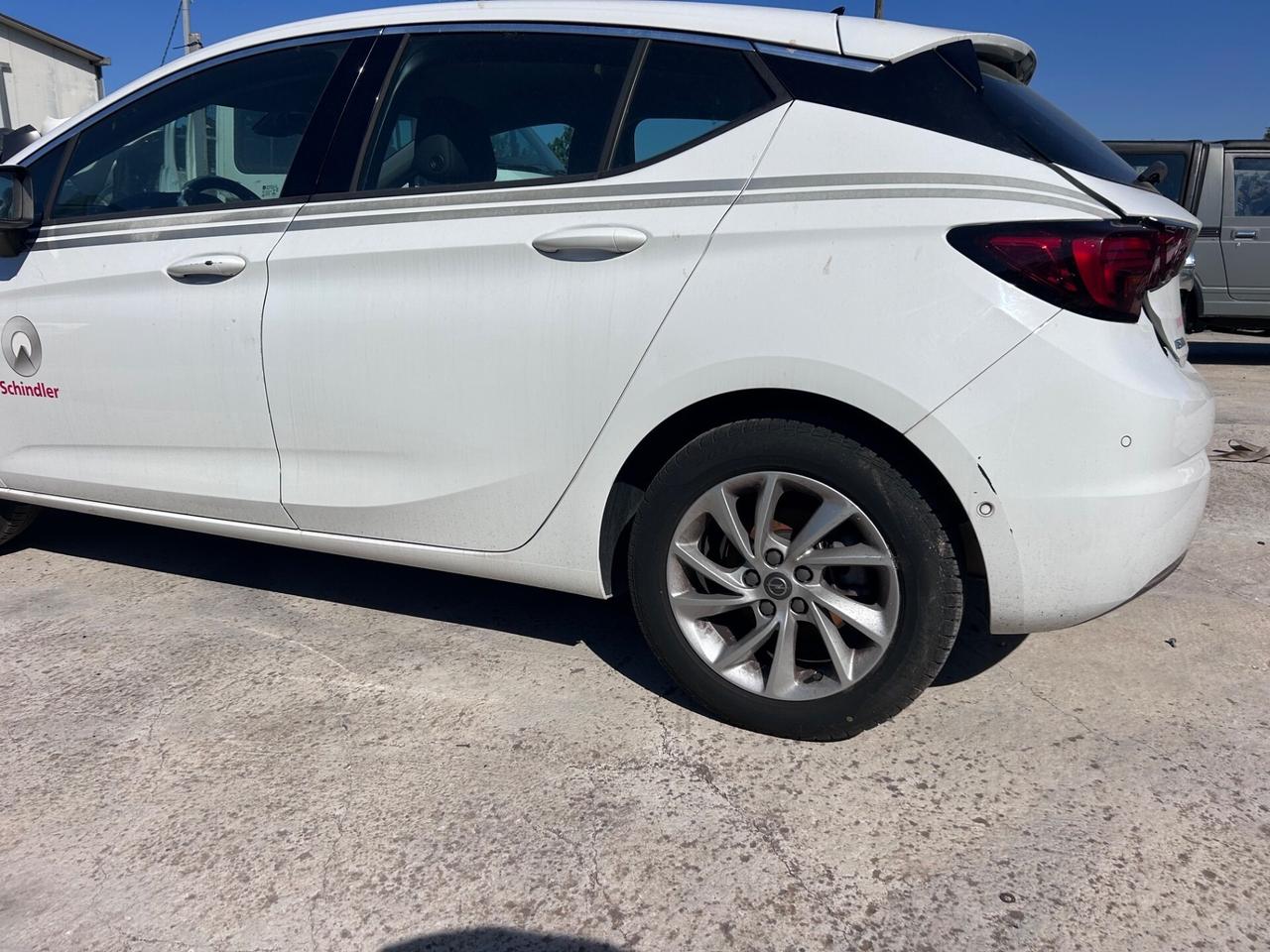 Opel Astra 1.5 CDTI 122 CV S&S 5 porte Business El