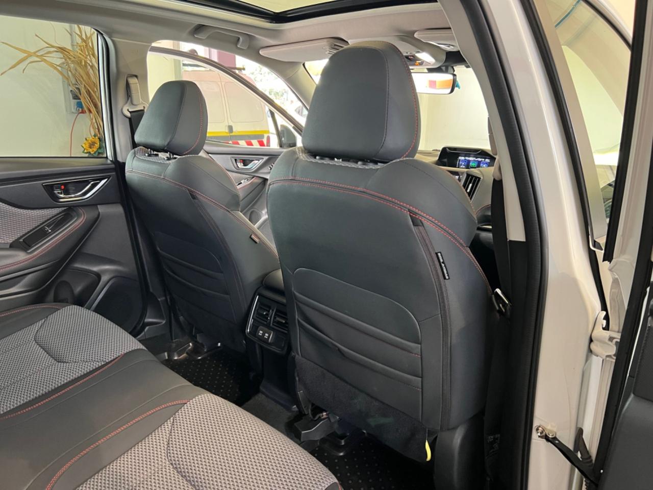 Subaru Forester 2.0 e-Boxer MHEV CVT Lineartronic 4dventure