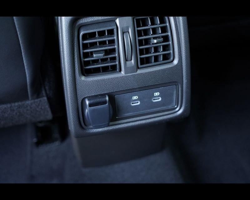 Renault Symbioz techno E-Tech full hybrid 145
