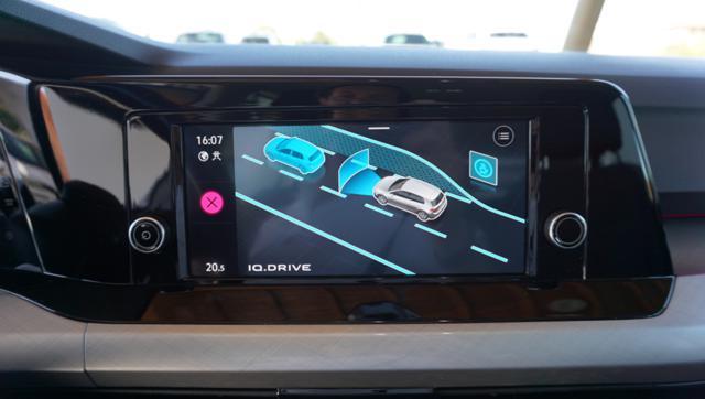 VOLKSWAGEN Golf 1.0 eTSI EVO DSG Life