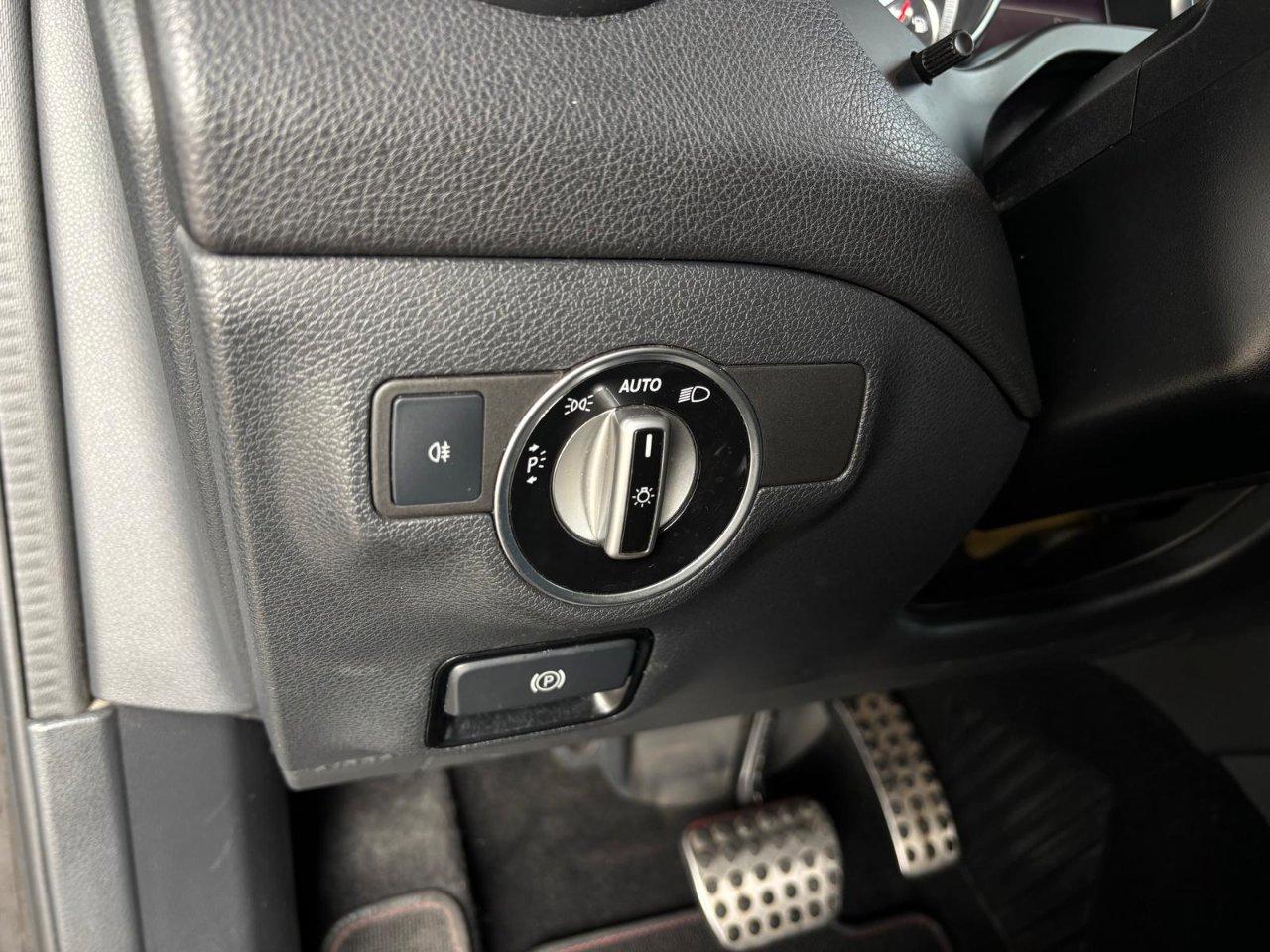 Mercedes GLA 220 d Premium 4matic auto