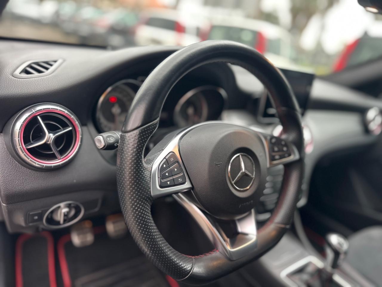 Mercedes-benz CLA 200 CDI Premium