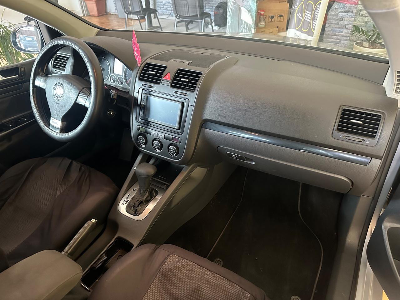 Volkswagen Golf Gtd cambio automatico