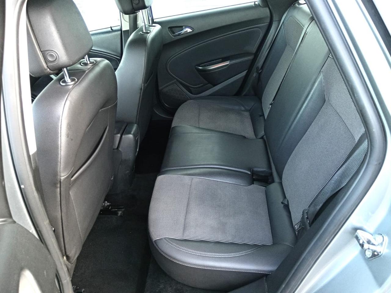 Opel Astra -GARANZIA-NEOPATENTATI