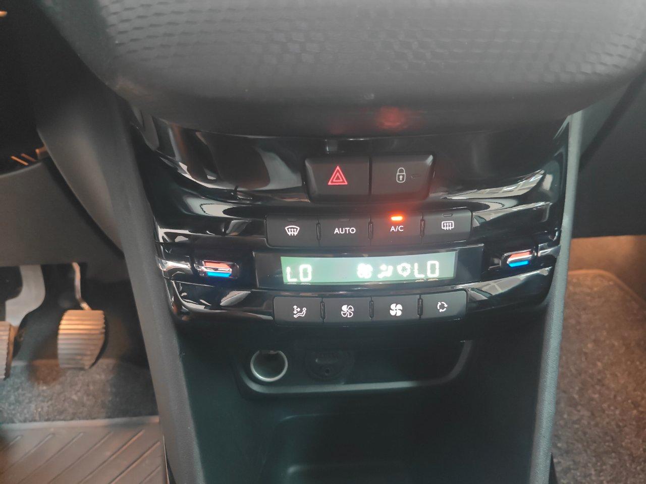 Peugeot 2008 2008 1.5 bluehdi Allure s&s 100cv 6marce