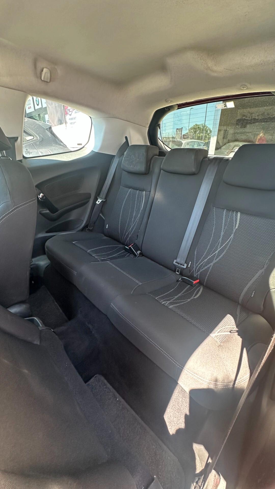 Peugeot 208 1.2 VTi 82 CV 3 porte Access