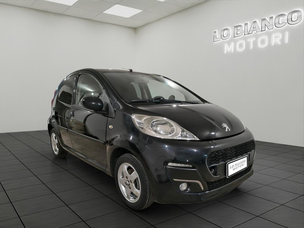 Peugeot 107 1.0 Plaisir