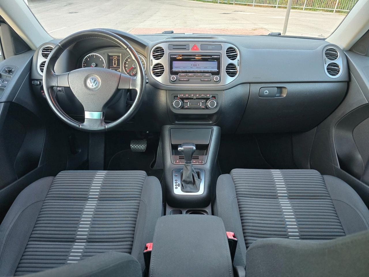 Volkswagen Tiguan 2.0 TDI DPF 4MOTION DSG R-Line