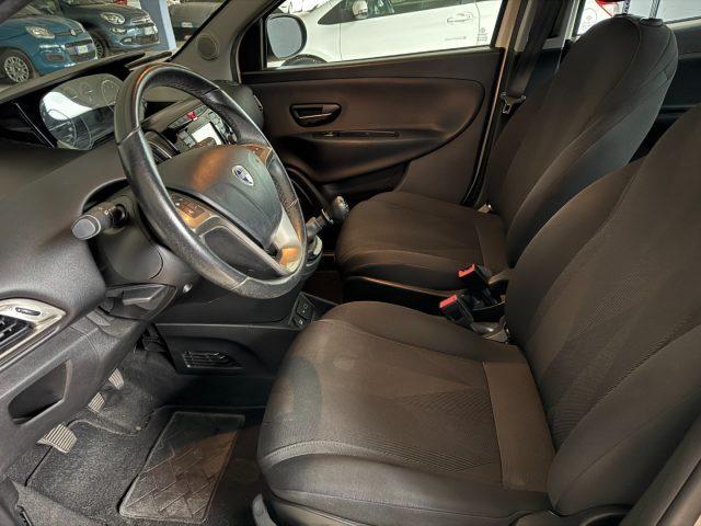 LANCIA Ypsilon 1.2 69 CV 5 porte GPL Ecochic Gold