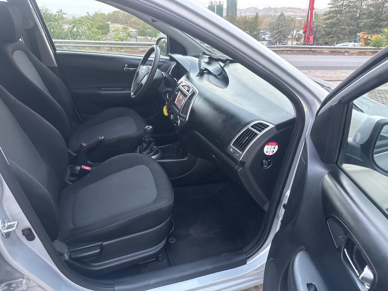 Hyundai i20 1.1 CRDi 5p. Sound Edition