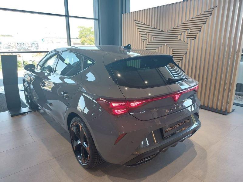 Cupra Leon 1.5 Hybrid 150 CV DSG nuova da immatricolare