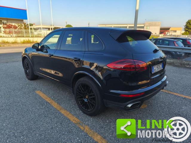 PORSCHE Cayenne 3.0 Diesel Platinum Edition