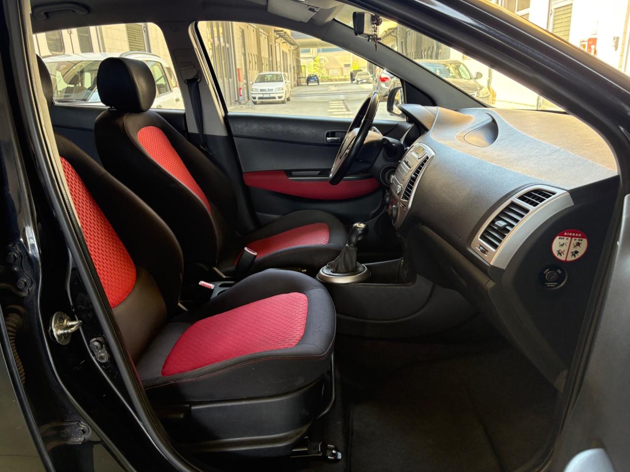 Hyundai i20 1.4 5p. Premium