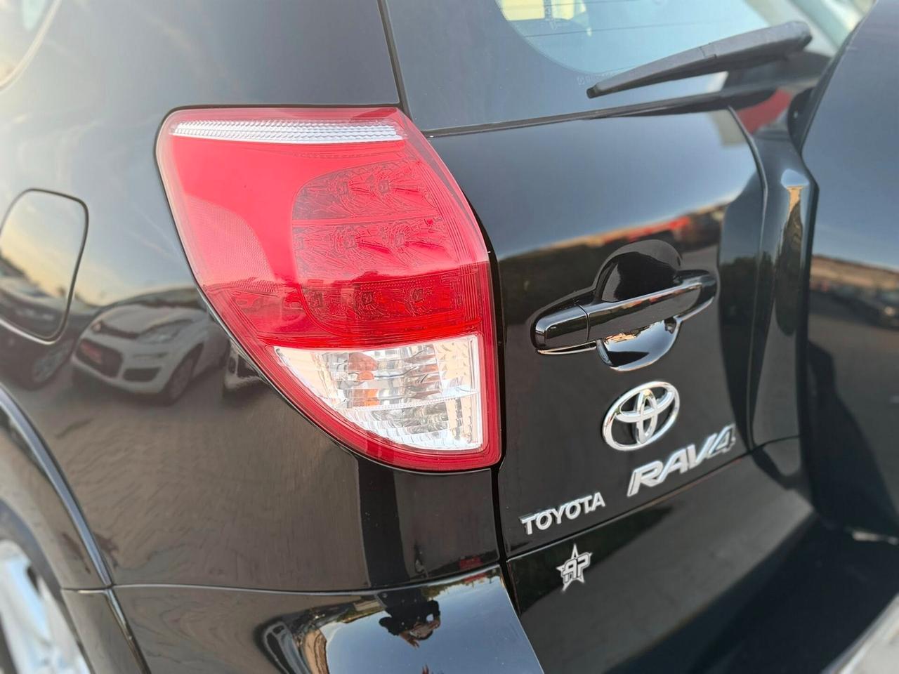 Toyota RAV 4 2.2 D-4D 177 CV sol