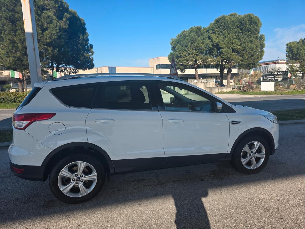Ford Kuga Titanium km certificati
