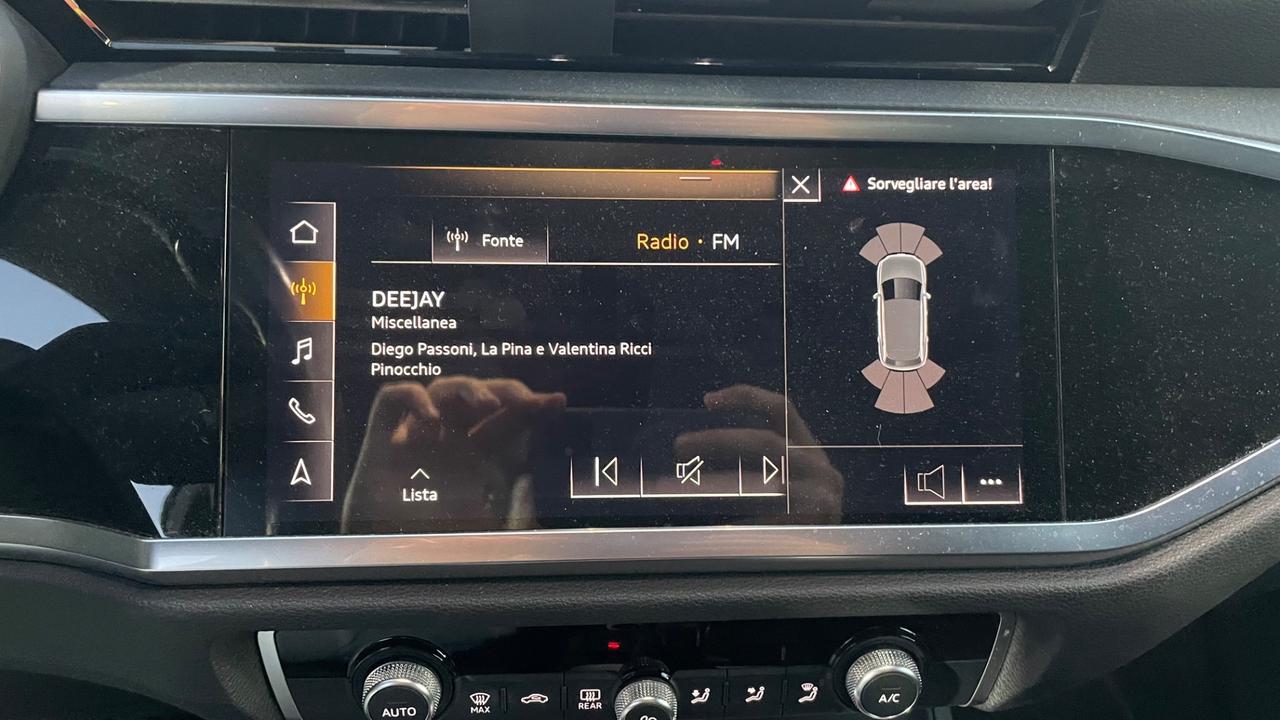 Audi Q3 35 TFSI Business Advanced