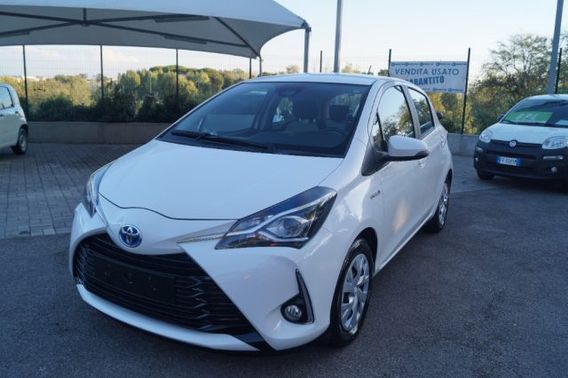 TOYOTA Yaris 1.5 Hybrid 5 porte Business