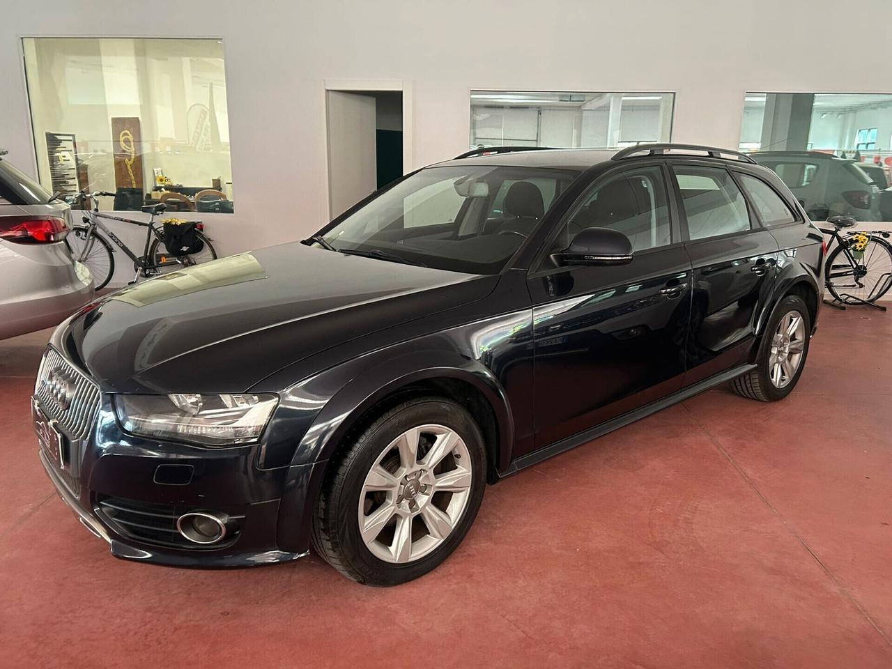 Audi A4 ALLROAD 4X4 Diesel 2.0 CV 177 km 187.440 garanzia 12 mesi