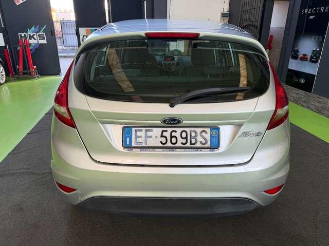 Ford Fiesta 5p 1.2 16v Titanium c/esp E5