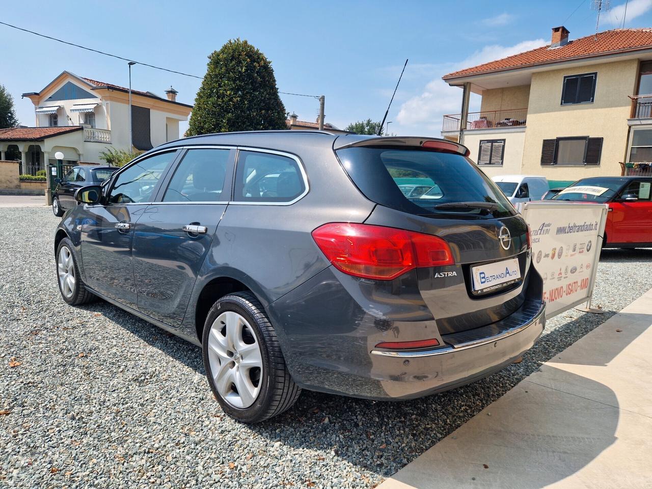 Opel Astra Sports Tourer 1.4 Turbo 140 Cv E6