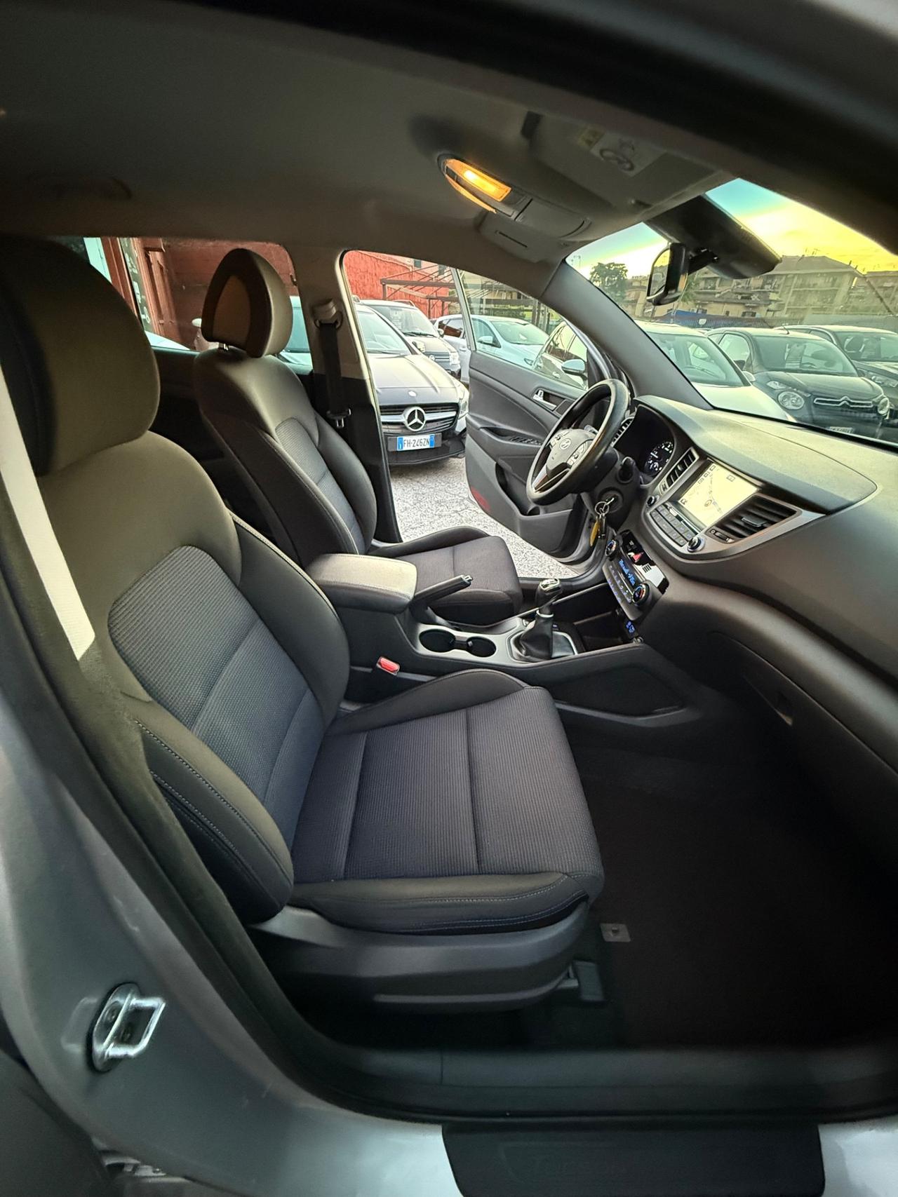 Tucson 1.6 dci -unipro-117 mila km -rate-garanzia-E6
