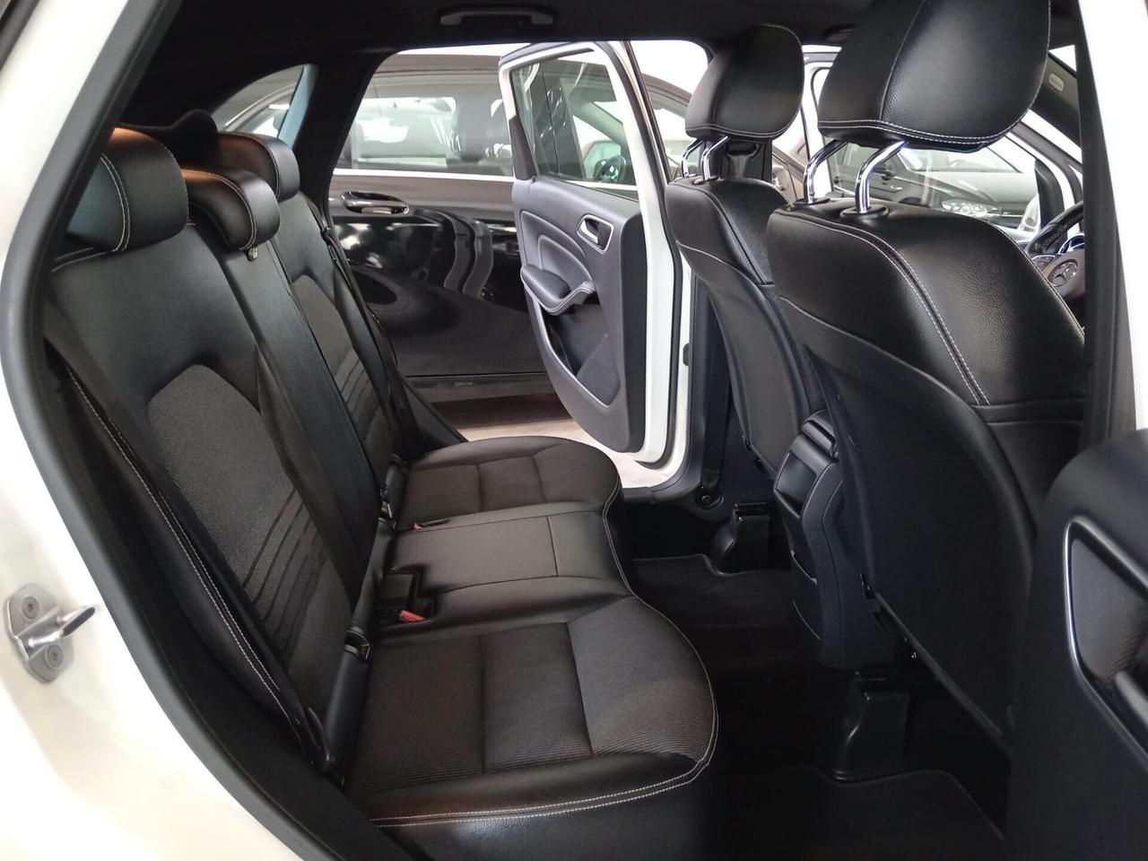 Mercedes-benz B 180 d Automatic Premium