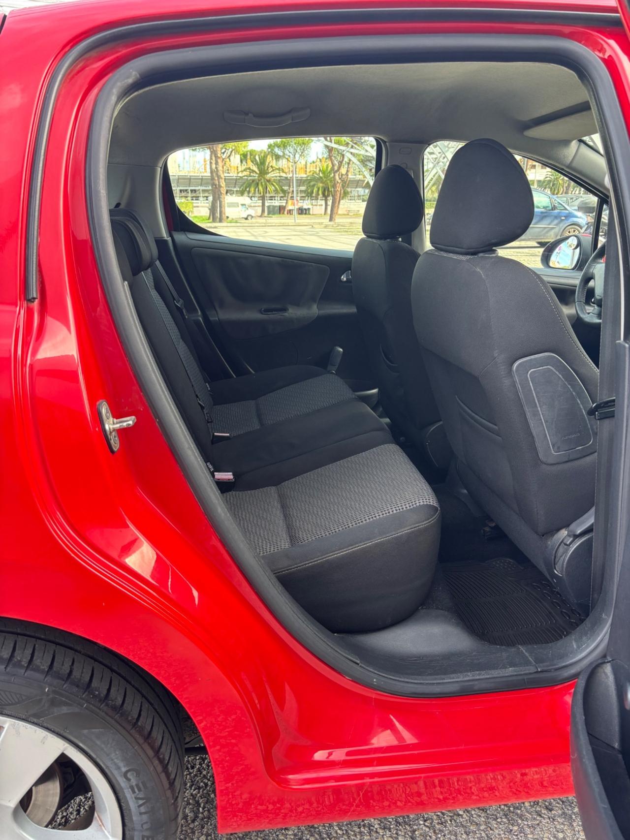 Peugeot 207 NEOPATENTATI