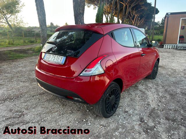 LANCIA Ypsilon 1.0 FireFly 5 porte S&S Hybrid Ecochic Gold