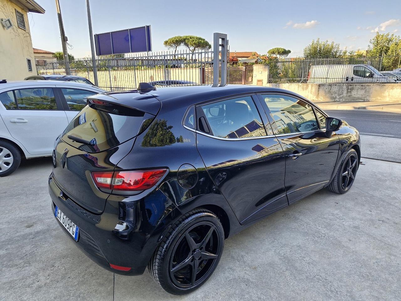 RENAULT CLIO 1.5 DIESEL 75CV C. NATIONAL 90000 KM