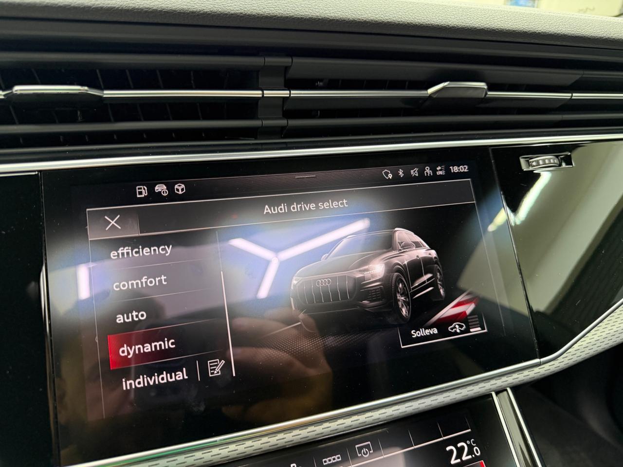 Audi Q8 SQ8 TFSI ITA UFF MATRIX TETTO 4 RUOTE STERZANTI