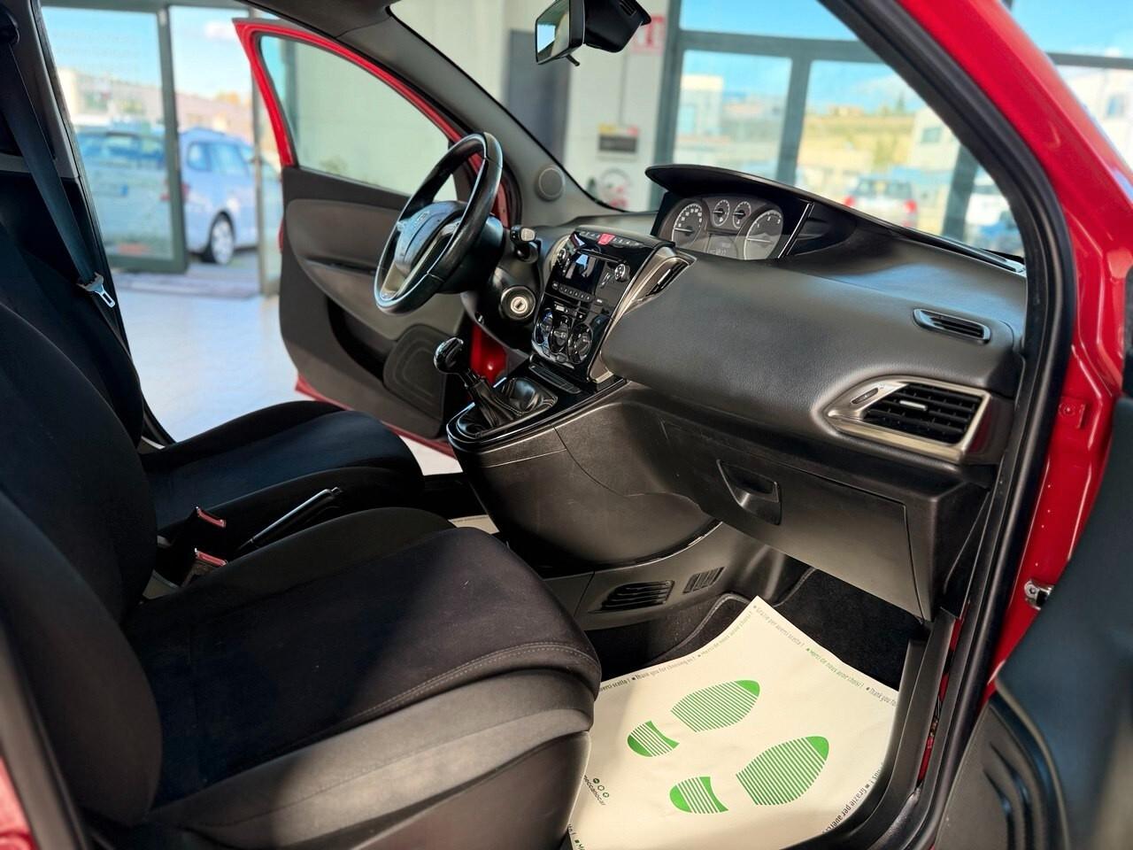 Lancia Ypsilon 1.3 MJT 16V 95 CV 5 porte S&S Platinum