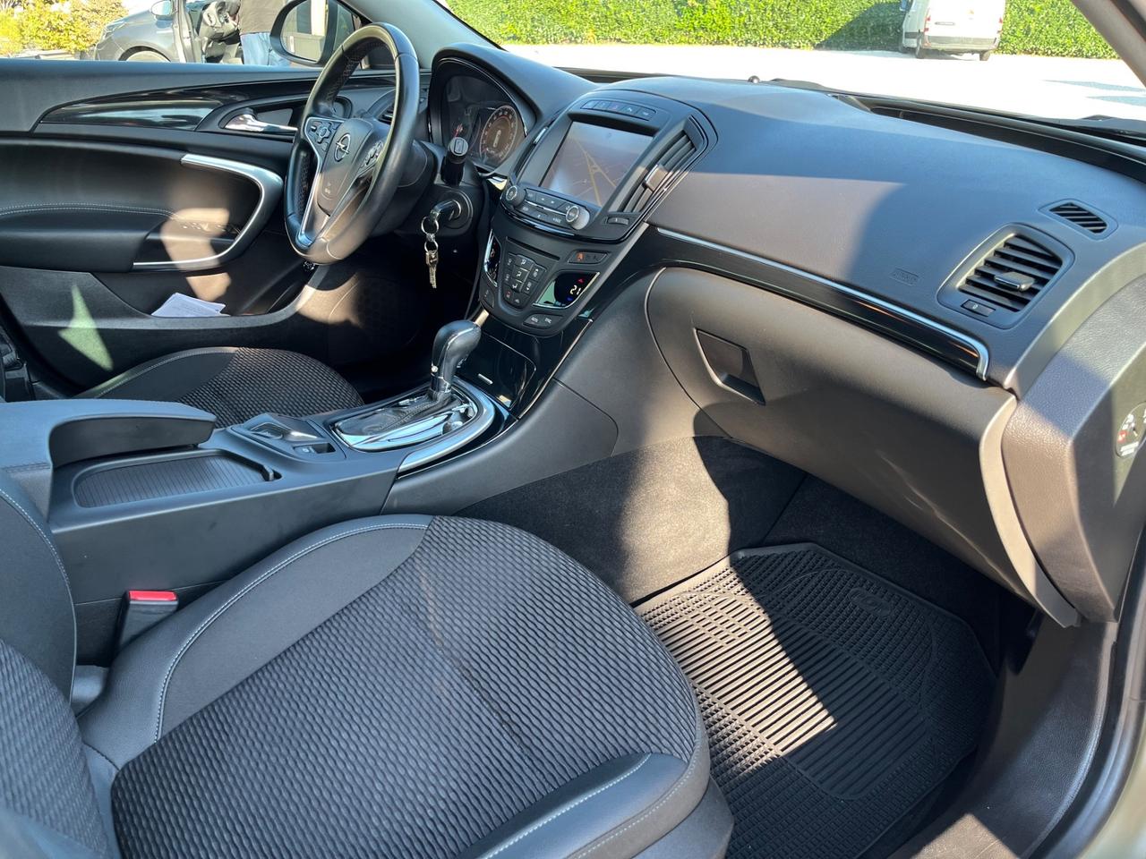 Opel Insignia SPORTS TOURER 4X4