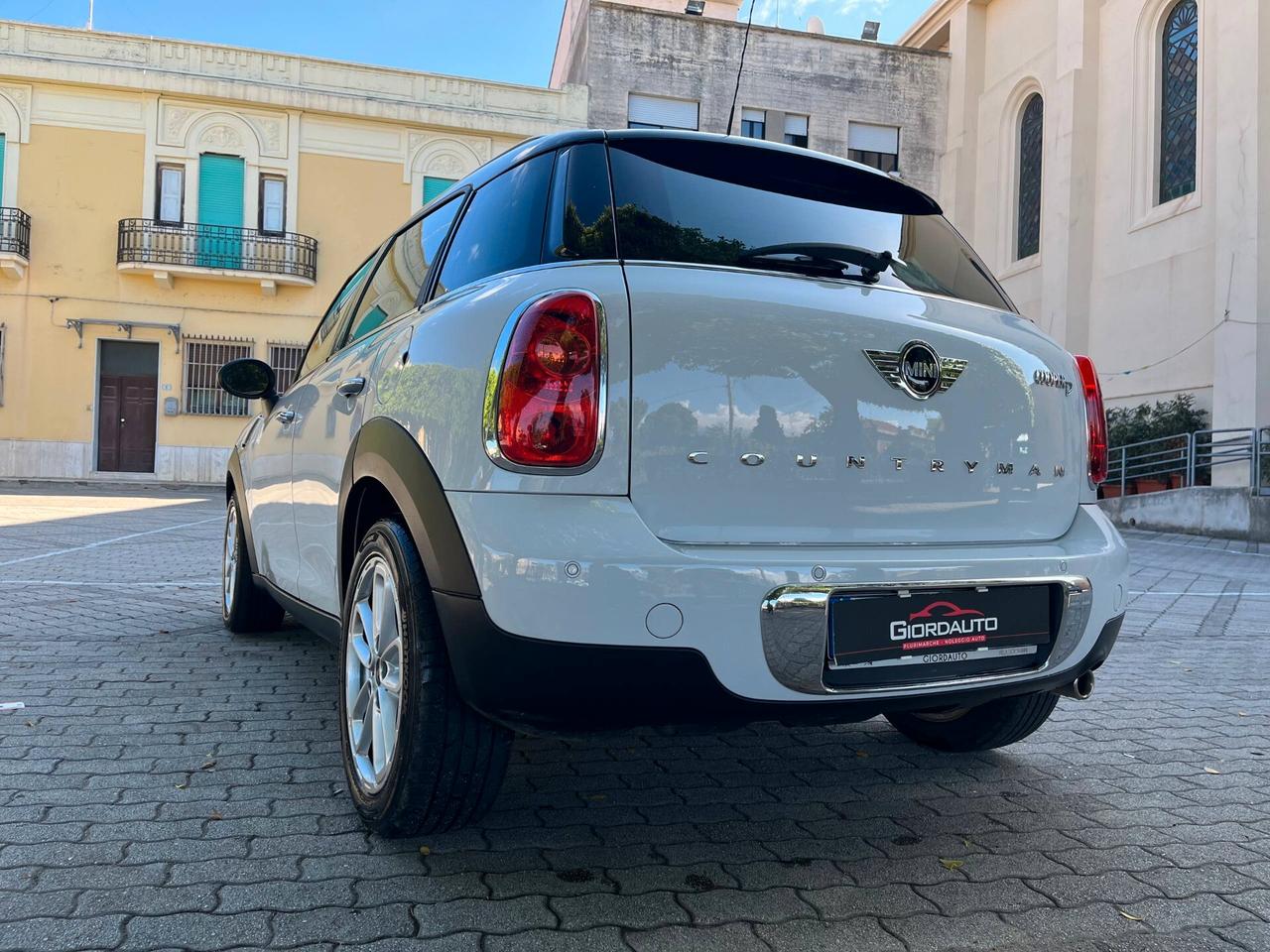 Mini Cooper D Countryman 2.0 Business Automatica