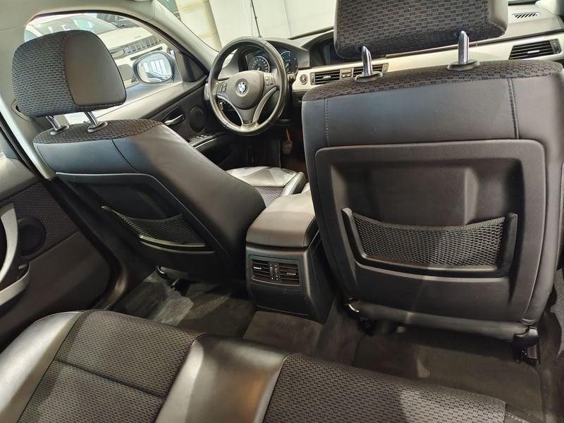 BMW Serie 3 320d CAT Touring xdrive Attiva*4x4*