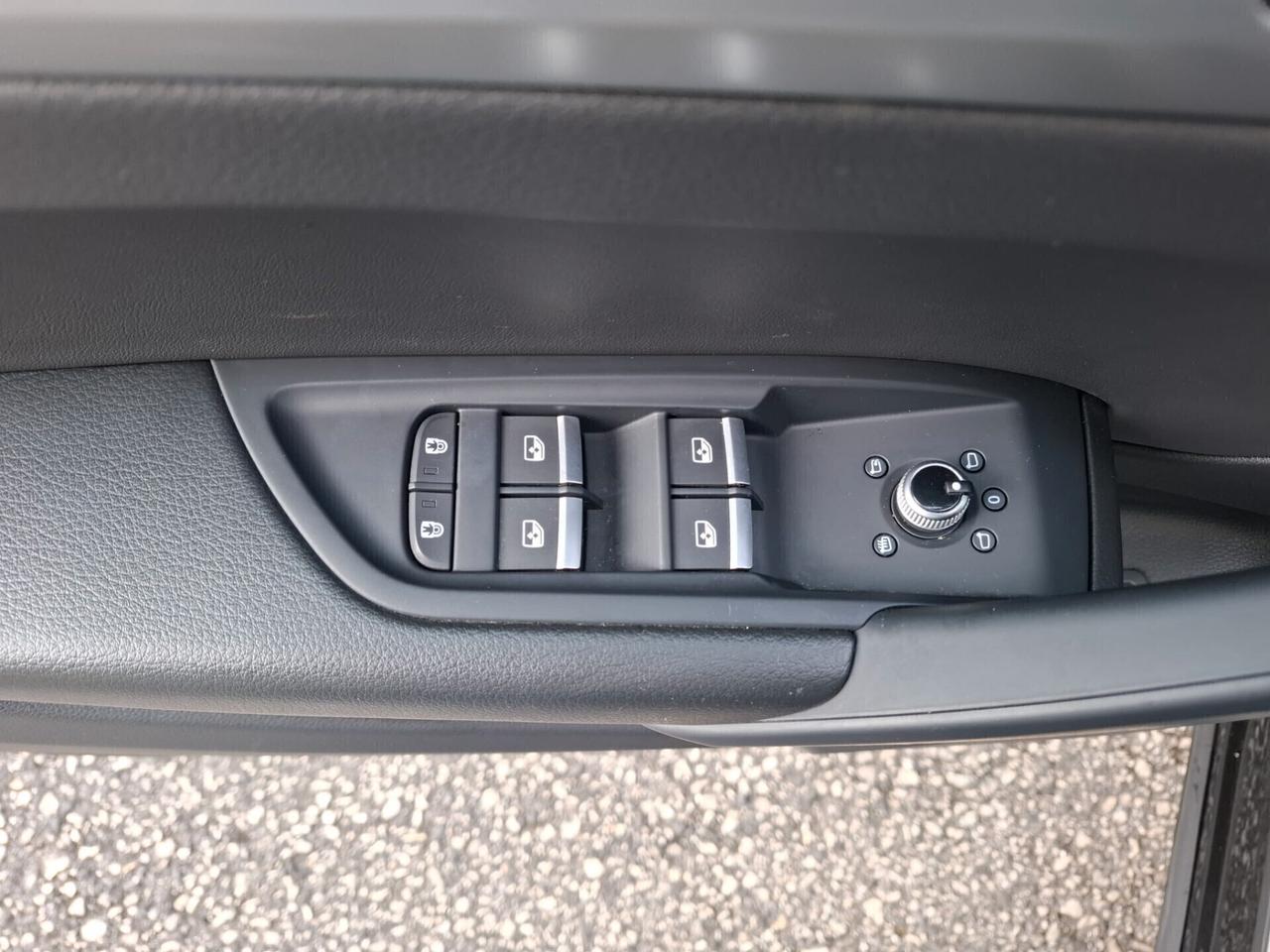 Audi Q5 Audi Q5 Sportback SPB 40 TDI Quattro Cerchi in lega S-Line (20) S-Line